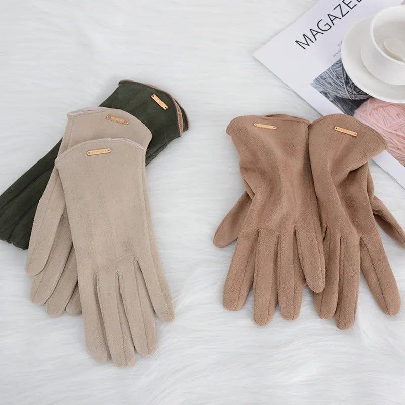 Plush lined winter gloves group view