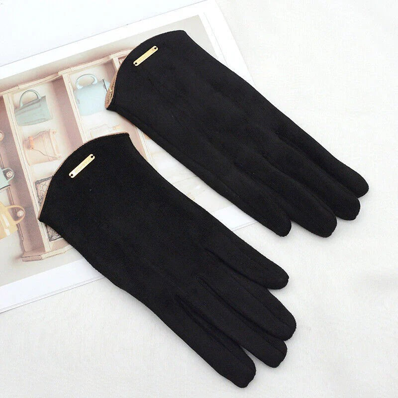 Touchscreen winter gloves flat lay